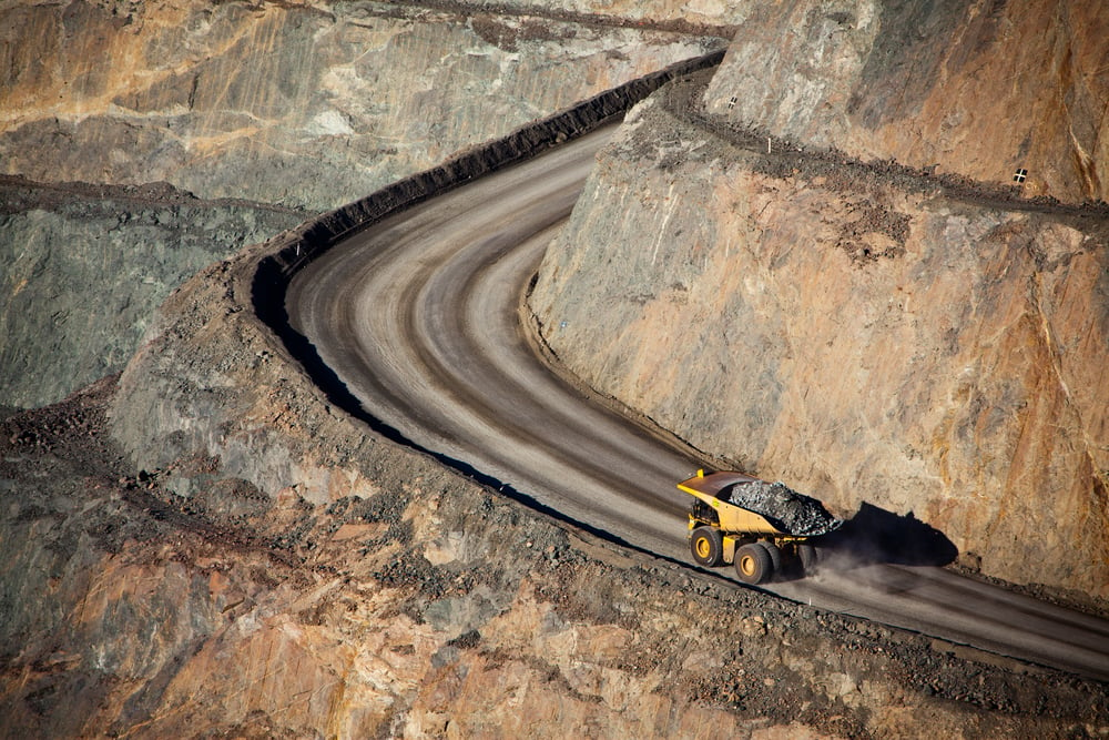 How can mines reduce maintenance opex for haul roads_IMG
